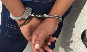 Homem é preso suspeito de estuprar filho de nove anos, no Ceará