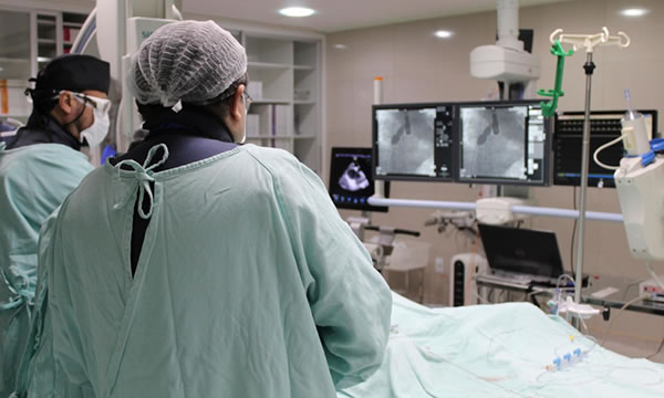 Mortes cardíacas sem causa específica crescem 57% em 2020