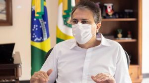 Camilo Santana volta a proibir eventos em ambientes fechados no Ceará