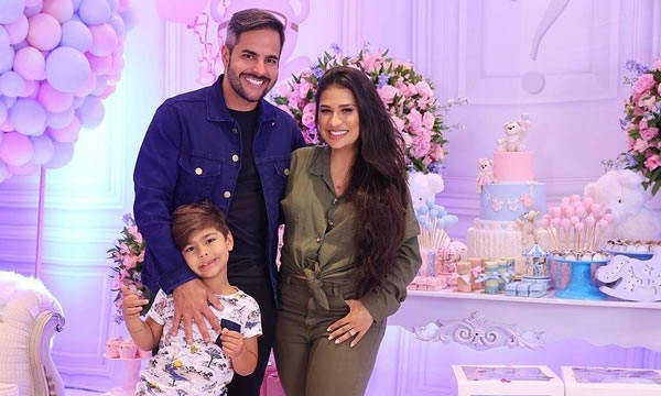 Grávida, Simone retorna ao Ceará com a família por alguns dias