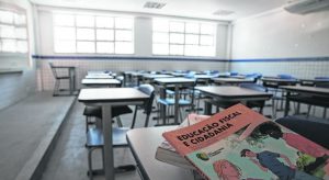 Pandemia faz Governo do Ceará cogitar criação de 4º ano do ensino médio em 2021