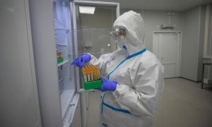 Vacina Sputnik V contra Covid-19 tem 92% de eficácia, afirma Rússia