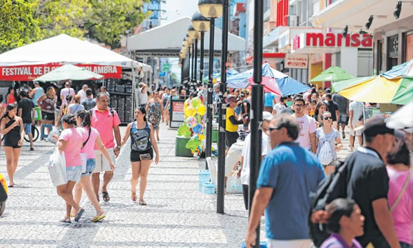 Expectativa de vida do cearense sobe 2 anos na última década, calcula IBGE
