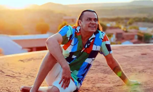 Frank Aguiar decide assumir nome de bastimo e passa a se chamar Luz Aguiar