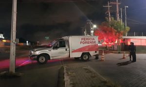 Filho é morto a tiros às margens de rodovia enquanto esperava pai chegar de viagem