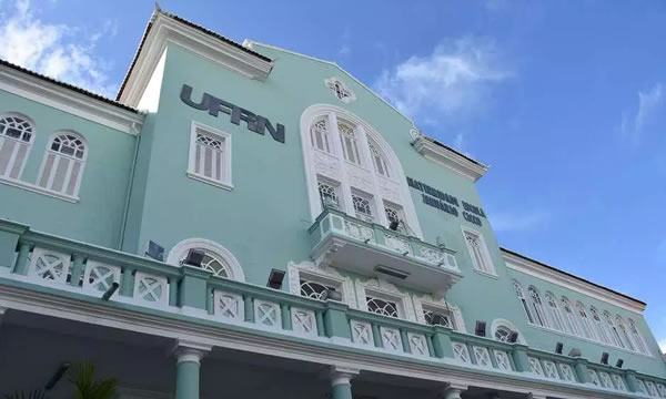 Bebê morre durante incêndio em maternidade pública de Natal