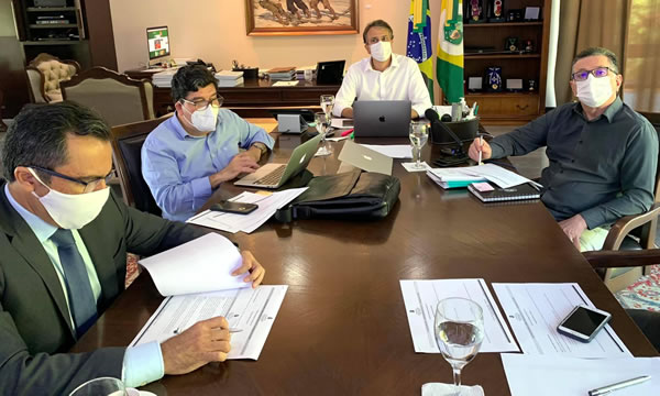 Decreto de isolamento é prorrogado no Ceará; Governo já trabalha para comprar vacina da Covid-19