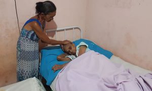 Juazeirense de 105 anos precisa de ajuda para comprar remédios e produtos de higiene