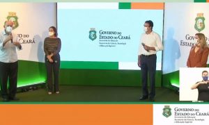 Governo do Ceará adquire 374 mil chips para alunos de escolas e universidades estaduais