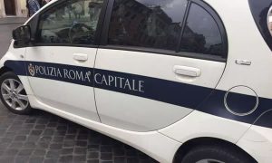 Policiais italianos fazem sexo em viatura com rádio ligado, e áudio viraliza