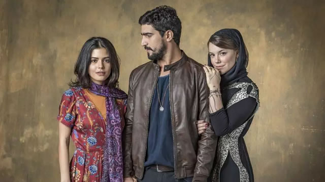 Série 'Ninguém Tá Olhando' e novela 'Órfãos da Terra' vencem Emmy Internacional
