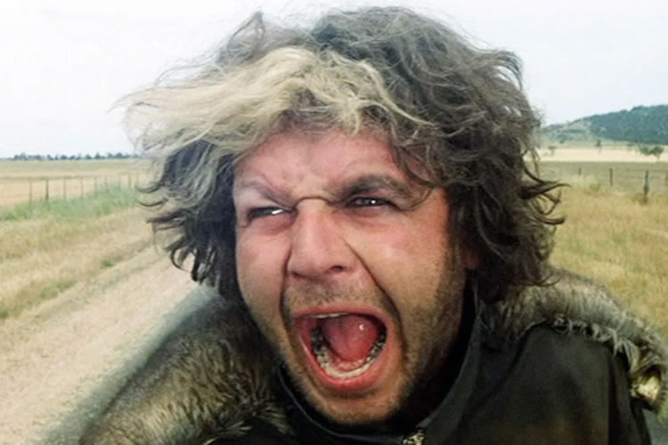 Hugh Keays-Byrne, vilão em dois filmes da franquia 'Mad Max', morre aos 73 anos