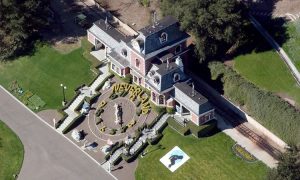 Neverland, famoso rancho do músico Michael Jackson, é vendido por R$ 103 milhões