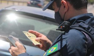 PRF no Ceará inicia operação para reduzir acidentes nas rodovias federais no estado