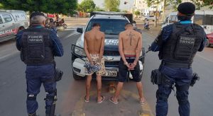 Dupla suspeita de traficar drogas é presa em Juazeiro do Norte com arma e munições