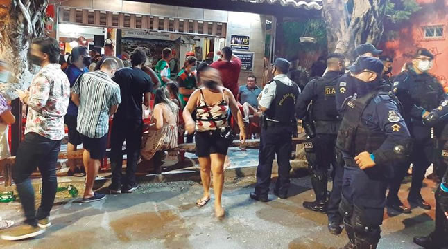 Desrespeito a normas sanitárias em festas de fim de ano pode alavancar casos de Covid-19 em janeiro
