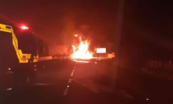 Quatro homens são detidos por pegar dinheiro abandonado por criminosos em Criciúma