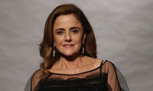 Marieta Severo é diagnosticada com Covid-19