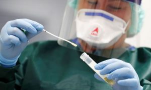 Ceará investiga 183 casos de pessoas que testaram positivo para Covid-19 duas vezes