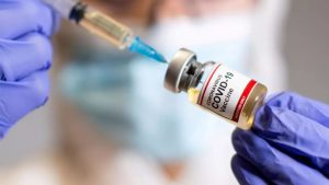 O crime organizado ficará focado em vacinas contra a covid-19, alerta Interpol