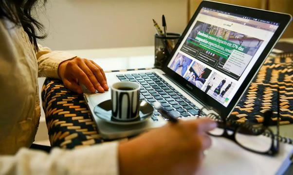 Número de jornalistas assassinados devido ao trabalho dobrou em 2020, diz CPJ