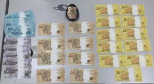 Polícia Federal apreende mais de R$ 7 mil em cédulas falsas e prende homem