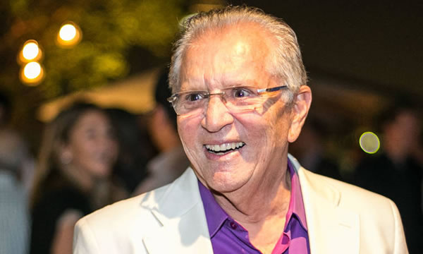 Carlos Alberto de Nóbrega brinca sobre ter morte anunciada