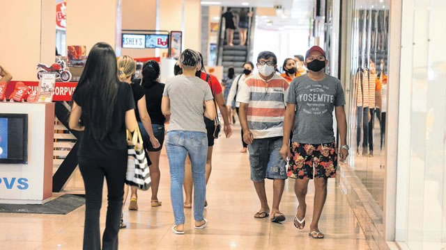 Varejo amarga pior Natal no País desde 2016, apontam associações