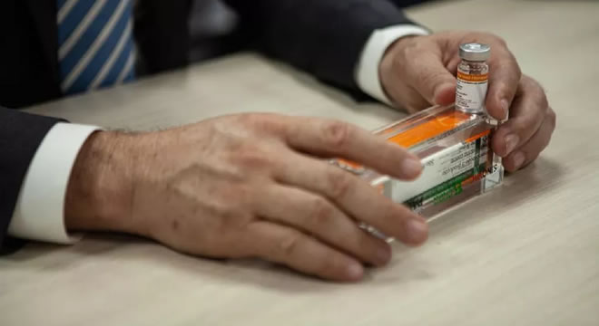 Ceará fecha acordo com Butantan e deve receber 2 milhões de vacinas em janeiro