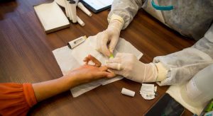 Testes de Covid-19 em farmácias do Ceará aumentam 37% durante festas de fim de ano