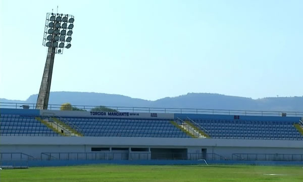 Jogo do Cariri contra o Maracanã muda para o estádio Mirandão, em Crato