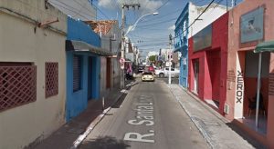 Trio é preso no centro de Juazeiro assaltando numa moto