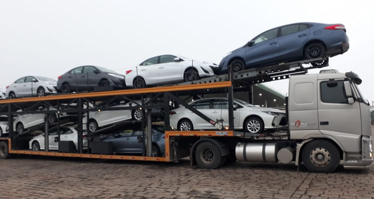 Encontrado em Juazeiro Jeep que deu apoio num assalto em Mombaça