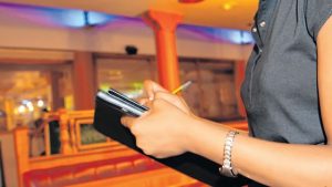 Mais de 8 mil restaurantes e bares no Ceará fecharam as portas desde o início da pandemia