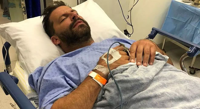 Henri Castelli surge com rosto desfigurado em vídeo e revela agressão em Maceió