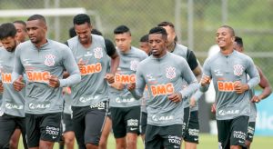 Corinthians tem surto de Covid-19 e registra 10 atletas infectados