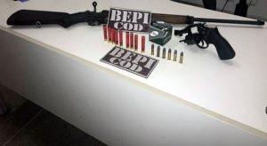 Comando de Operações de Divisas apreende armas nesta madrugada, em Orós