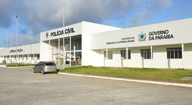 Mãe é suspeita de matar bebê de 9 meses e é levada para hospital psiquiátrico