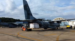 Voo que traz vacina contra a Covid-19 ao Ceará se atrasa e deve chegar somente às 17h15