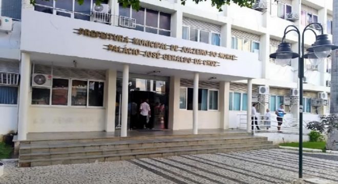 Prefeitura de Juazeiro do Norte executa pagamento dos servidores municipais