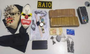 BPRaio apreende quase 2 quilos de maconha no município de Icó