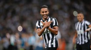 Mateus Gonçalves desperta interesse do mercado do exterior e pode deixar o Ceará