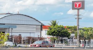 Camilo se reúne com Fiec e Governo Federal para discutir alternativas para fábrica da Troller