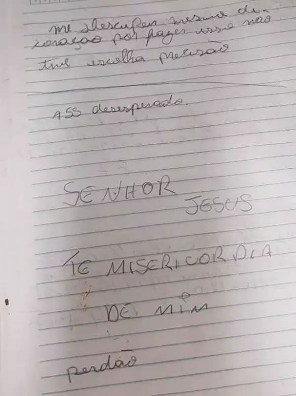 Ladrão furta escola, mas deixa bilhete de desculpa ao lado de bíblia