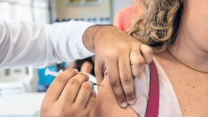 Sindicato sugere que farmácias se tornem ponto de vacinação contra a Covid-19 no Ceará