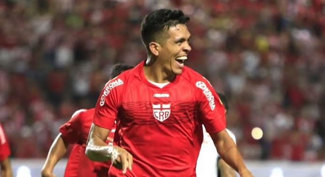 Lateral Igor Cariús deixa o CRB-AL e assina com Atlético-GO