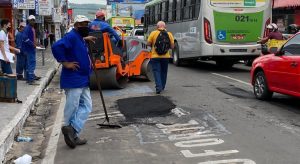 Seinfra de Juazeiro do Norte amplia operação tapa-buraco