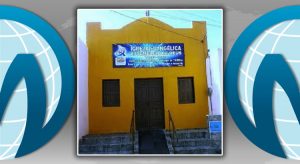 Igreja arrombada em Santana do Cariri, além de creche, oficina e comércio em Juazeiro