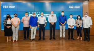 Presidente da Fiec discute parcerias com prefeitos membros da Aprece