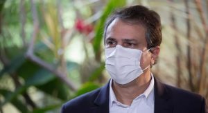 Ceará recebe mais 122 mil doses de Coronavac até a próxima quarta, diz Camilo